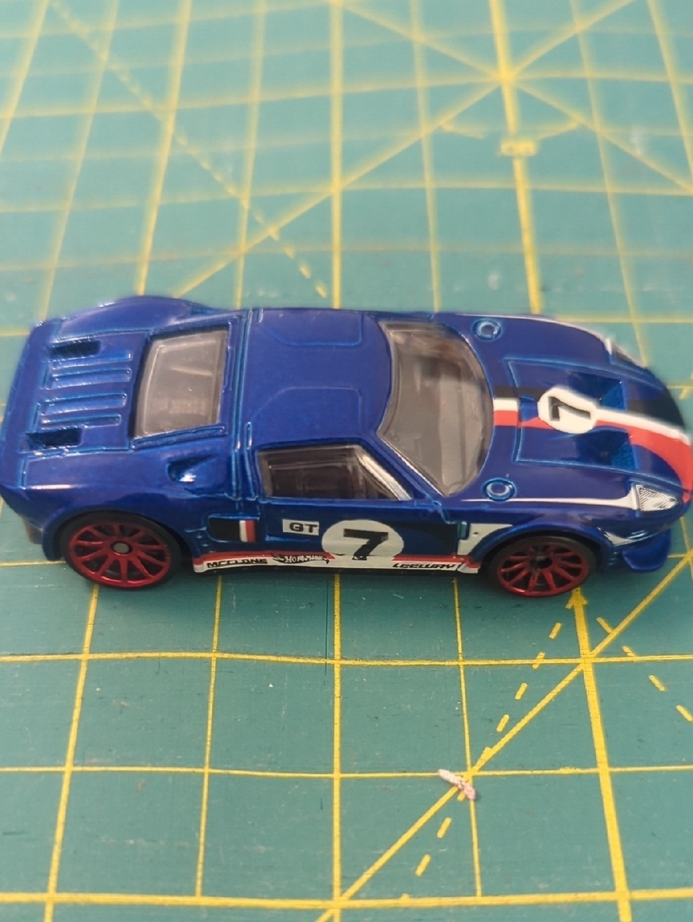 2011 Hot Wheels Ford GT LM die-cast car Thrill Racers - Raceway series
